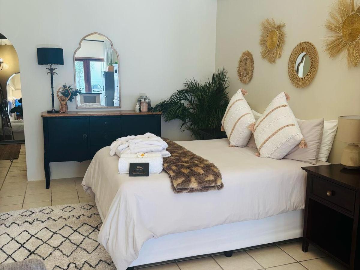 Bliss In The Bay Guesthouse Plettenberg Bay Rom bilde